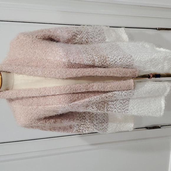 Cupio Chunky Blush Boucle Cardigan Sweater sz Small NEW - Picture 1 of 4
